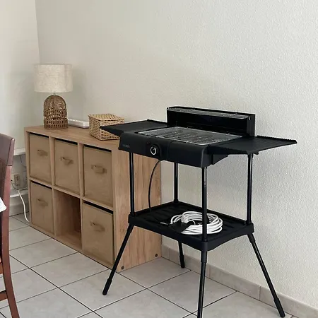 Le Bord Du *