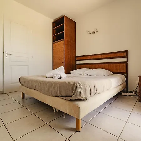 Le Bord Du Nyaraló *